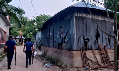 মাধবপুরে গ্রেপ্তার আতঙ্ক, না খেয়ে দিন কাটাচ্ছে পরিবারগুলো