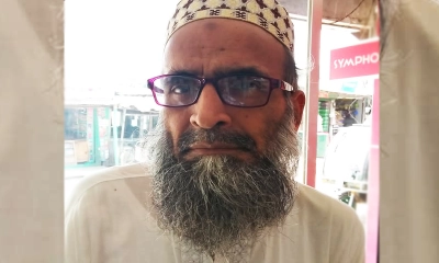 চিকিৎসার অভাবে মৃত্যুর সঙ্গে লড়ছেন অবসরপ্রাপ্ত শিক্ষক