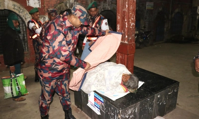 অসহায় ও দুস্থদের মাঝে বিজিবির শীতবস্ত্র বিতরণ