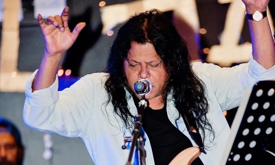 ফ্রান্সের মঞ্চ মাতাবে নগর বাউল জেমস