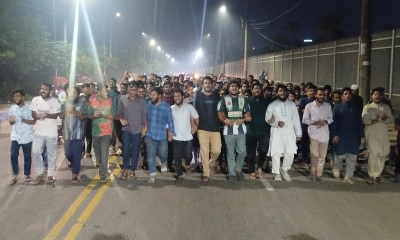 ইসকনকে নিষিদ্ধের দাবিতে শেকৃবিতে বিক্ষোভ