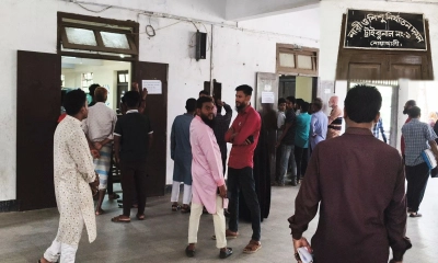 স্ত্রী হত্যায় স্বামীর যাবজ্জীবন, ধর্ষণচেষ্টায় যুবকের ৭ বছর কারাদণ্ড