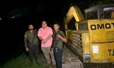 সোনাগাজীতে সরকারি খামারের মাটি কাটায় এস্কেভেটর বিনষ্ট, ২ ট্রাক জব্দ