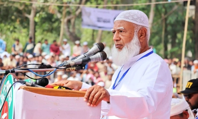 বিএনপিকে এবার লাল কার্ড দেখাবে জনগণ : জামায়াত আমির