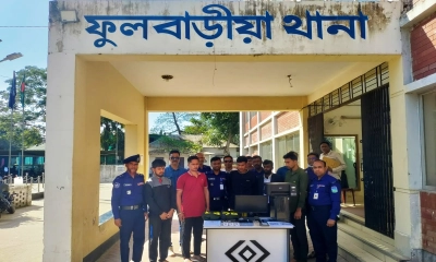 ডিবি পরিচয়ে মাদকবিরোধী অভিযান, গ্রেপ্তার ৫