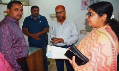 যশোরে ভুয়া ডাক্তারের রাজত্বে অসহায় রোগীরা