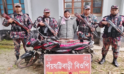 সীমান্তে দেশি অস্ত্রসহ সাবেক শিবির নেতা আটক