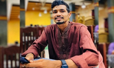 ‘আপনারে গিফট দিছি, আপনার গিফট রাখেন’