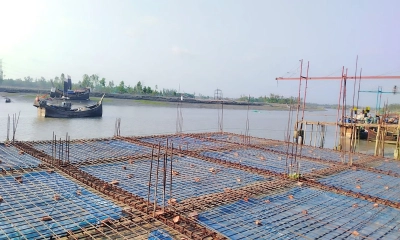 বাঁশখালীতে খাল দখল, পাকা দালান নির্মাণে তৎপর চক্র