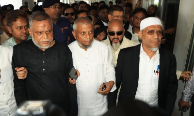 গ্রেনেড হামলা মামলায় আদালতে আরিফ, বাবর ও গউছ