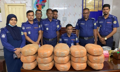 তালাবদ্ধ ঘর থেকে ৩০ কেজি গাঁজা উদ্ধার, ভাড়াটিয়া পলাতক