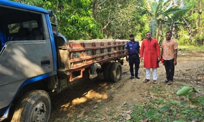 অবৈধভাবে বালু উত্তোলনের বিরুদ্ধে অভিযান, জরিমানা আদায়