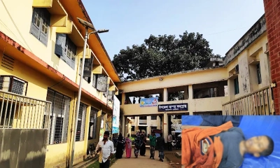 কলমাকান্দায় লরির ধাক্কায় ১০ বছরের শিশুর মৃত্যু