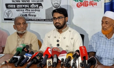 ‘নাসীরুউদ্দীন পাটওয়ারীর জলাতঙ্ক রোগ হয়েছে তাকে ভ্যাক্সিন দেয়া দরকার’