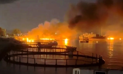 যুক্তরাষ্ট্র-ইরান পাল্টাপাল্টি হামলা অব্যাহত, হরমুজে দুই তেলের ট্যাংকারে আগুন