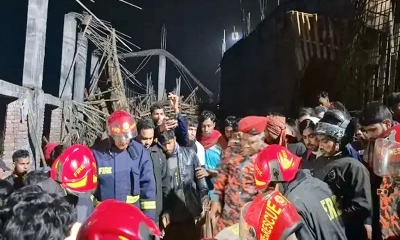 নির্মাণাধীন ছাদ ধসে শ্রমিকের মৃত্যু, আহত ৪