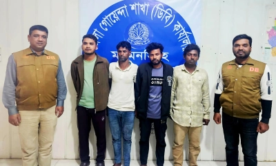 গাড়ি চুরির পর রং করে পার্টস বিক্রি