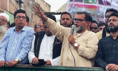 ‘মার্কিন নাগরিক কিভাবে ভোট কেন্দ্রে প্রবেশ করে!’