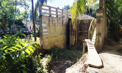 সংযোগ সড়ক না থাকায় ভোগান্তি চরমে। ছবি: রূপালী বাংলাদেশ