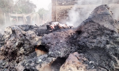 গাজীপুরে আগুনে পুড়লো ঝুট গুদাম ও দোকানপাট