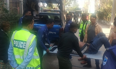 গজারিয়ায় জনতার হাতে ৩ ডাকাত আটক,  রামদা-পেট্রোল বোমা উদ্ধার