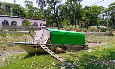 কোনো কাজেই আসেনি ওয়াটার অ্যাম্বুলেন্স!