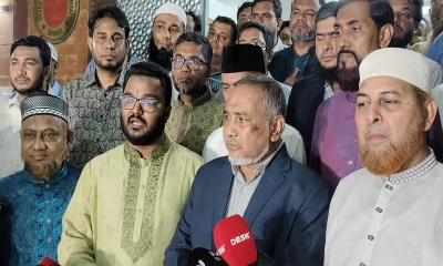 ২৪ ঘণ্টা পার হলেও কারো বিরুদ্ধে সরকার কোনো ব্যবস্থা নেয়নি: ডা. তাহের
