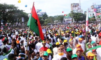 বিএনপির জনসভা উপলক্ষে কানায় কানায় পূর্ণ মাদ্রাসা মাঠ