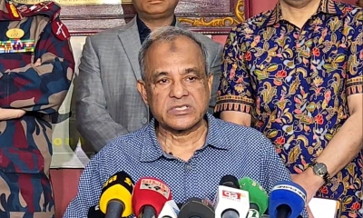 আওয়ামী লীগ নির্বাচন বানচালের চেষ্টা করছে: স্বরাষ্ট্র উপদেষ্টা