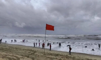 বঙ্গোপসাগরে নিম্নচাপ, বন্দরে সংকেত