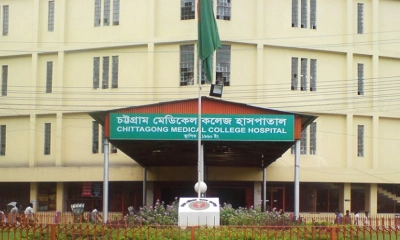 দুর্বৃত্তের ছুরিকাঘাতে যুবক নিহত