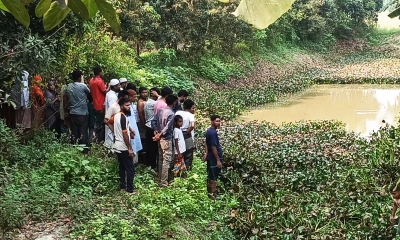 পুকুরের কচুরিপানা থেকে যুবকের গলিত মরদেহ উদ্ধার
