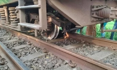 তেজগাঁওয়ে মালবাহী ট্রেনের ওয়াগন লাইনচ্যুত