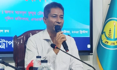 কথা বলেন সিলেট মেট্রোপলিটন পুলিশের (এসএমপি) কমিশনার আবদুল কুদ্দুছ চৌধুরী । ছবি- রূপালী বাংলাদেশ