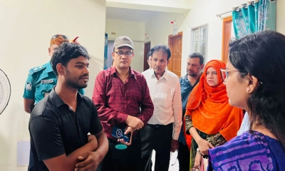 সিজার করে বোরকা  পরে পালানোর চেষ্টা