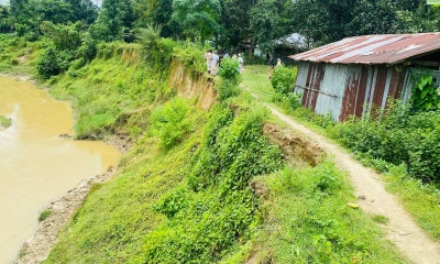 ডলুখালের ভাঙনে বিলীন  ২০ বসতবাড়ি, জনমনে আতঙ্ক