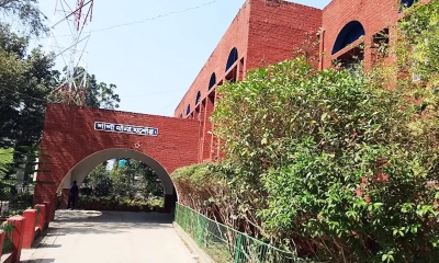 যশোরের শার্শায় বোমা বিস্ফোরণে যুবক আহত