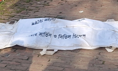 খানজাহান আলী (রহ.) মাজারে কুমিরের হামলায় নিহত শিশুর বাদ জোহর জানাজা, দাফন মাজার গণকবর স্থানে