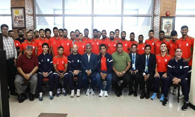 নেপাল থেকে বিশেষ ফ্লাইটে দেশের পথে জামালরা