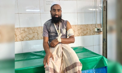 নওগাঁয় পাওনা টাকা চাওয়ায় ব্যবসায়ীকে মারধর ও লুটের অভিযোগ