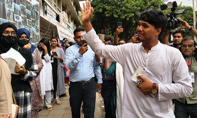 কেন্দ্রে প্রবেশে প্রার্থীর বাধা নেই, নিয়ম ভাঙেননি আবিদ