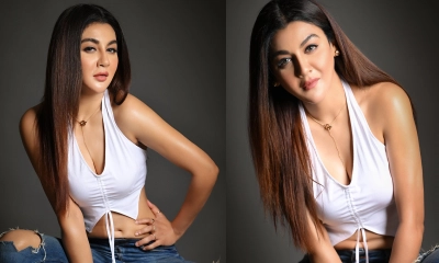 বাংলাদেশ-ভারতের জনপ্রিয় অভিনেত্রী জয়া আহসান। ছবি- সংগৃহীত