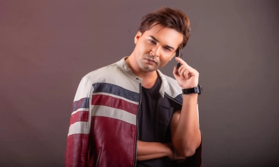 প্রেক্ষাগৃহে আসছেন আদর আজাদ