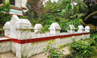 ইতিহাস ও রহস্যে ঘেরা আগৈলঝাড়ার ‘২২ হাত কবর’