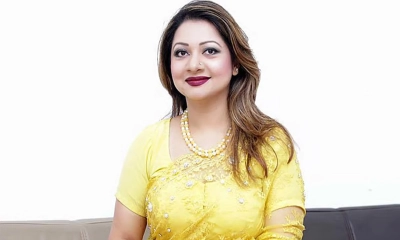 ফেসবুকে ক্ষোভ-বিরক্তি, ভণ্ডামি থেকে মুক্তি চান আঁখি আলমগীর