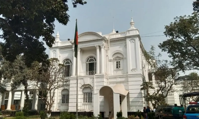 শাপলা চত্বরের মামলায় দীপু মনিসহ তিনজনকে ট্রাইব্যুনালে হাজির করার নির্দেশ