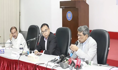 করপোরেট নিয়ন্ত্রণে স্বাধীন সাংবাদিকতা সম্ভব নয়: আলী রীয়াজ