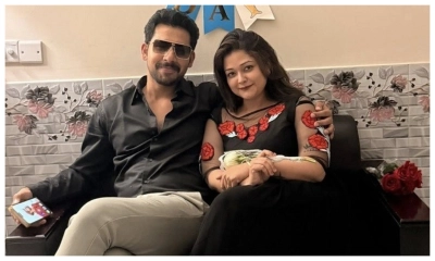 ধার করা টাকায় ইকরাকে বিয়ে করেছিলেন আলভী