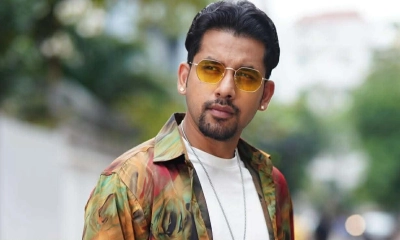 স্ত্রীর আত্মহত্যা, দেশেই ফেরেননি যাহের আলভী