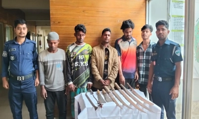 ডাকাতির প্রস্তুতিকালে দেশীয় অস্ত্রসহ ৫ জন আটক
